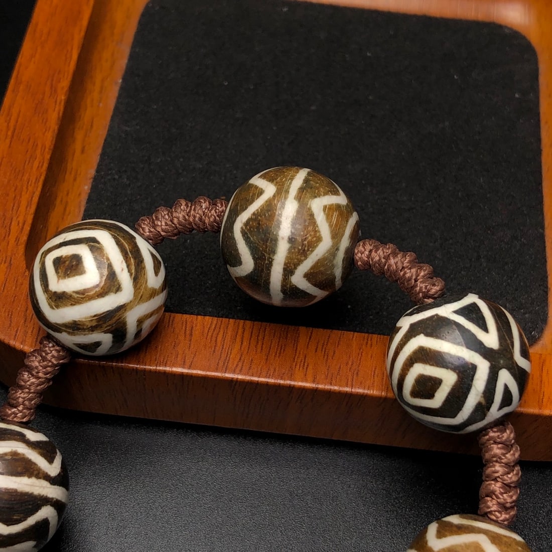 A Exquisite Dzi bead Bracelets - 7