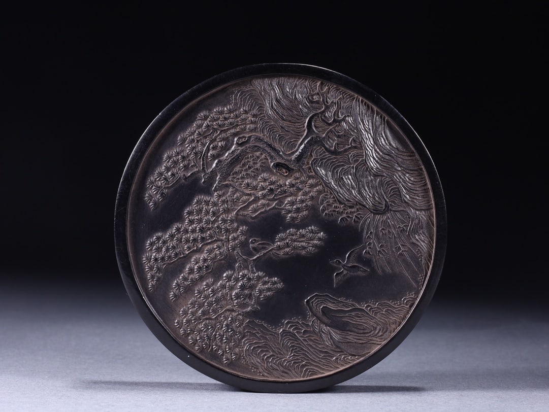 A Exquisite Landscape Pattern Round China ink: A Exquisite Landscape Pattern Round China ink,Qing Dynasty, China,With Mark,Size:4.2inx0.7in,Weight:209g
