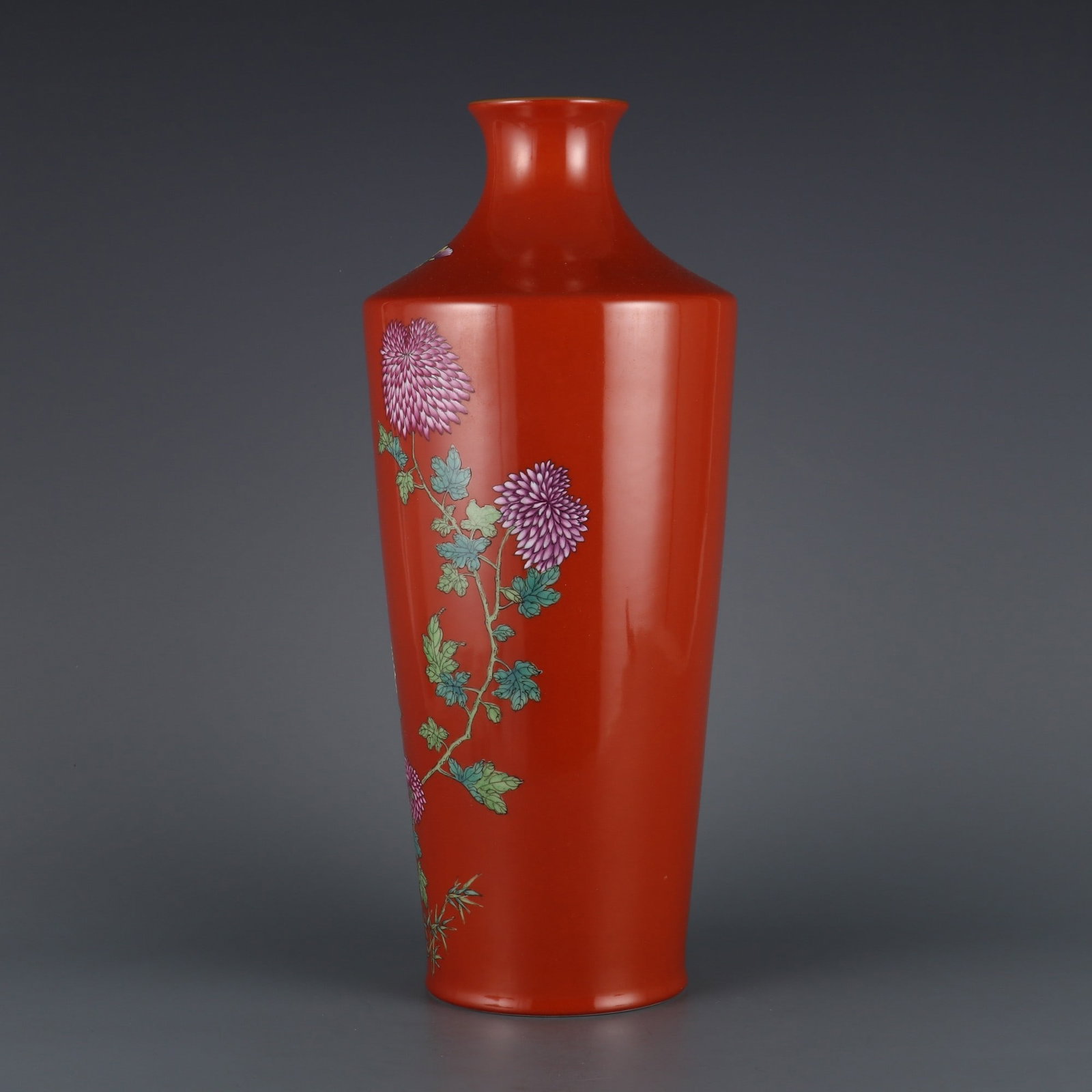 A Exquisite Coral Red Glazed Famille-Rose Flower and Butterfly Pattern Vase - 2