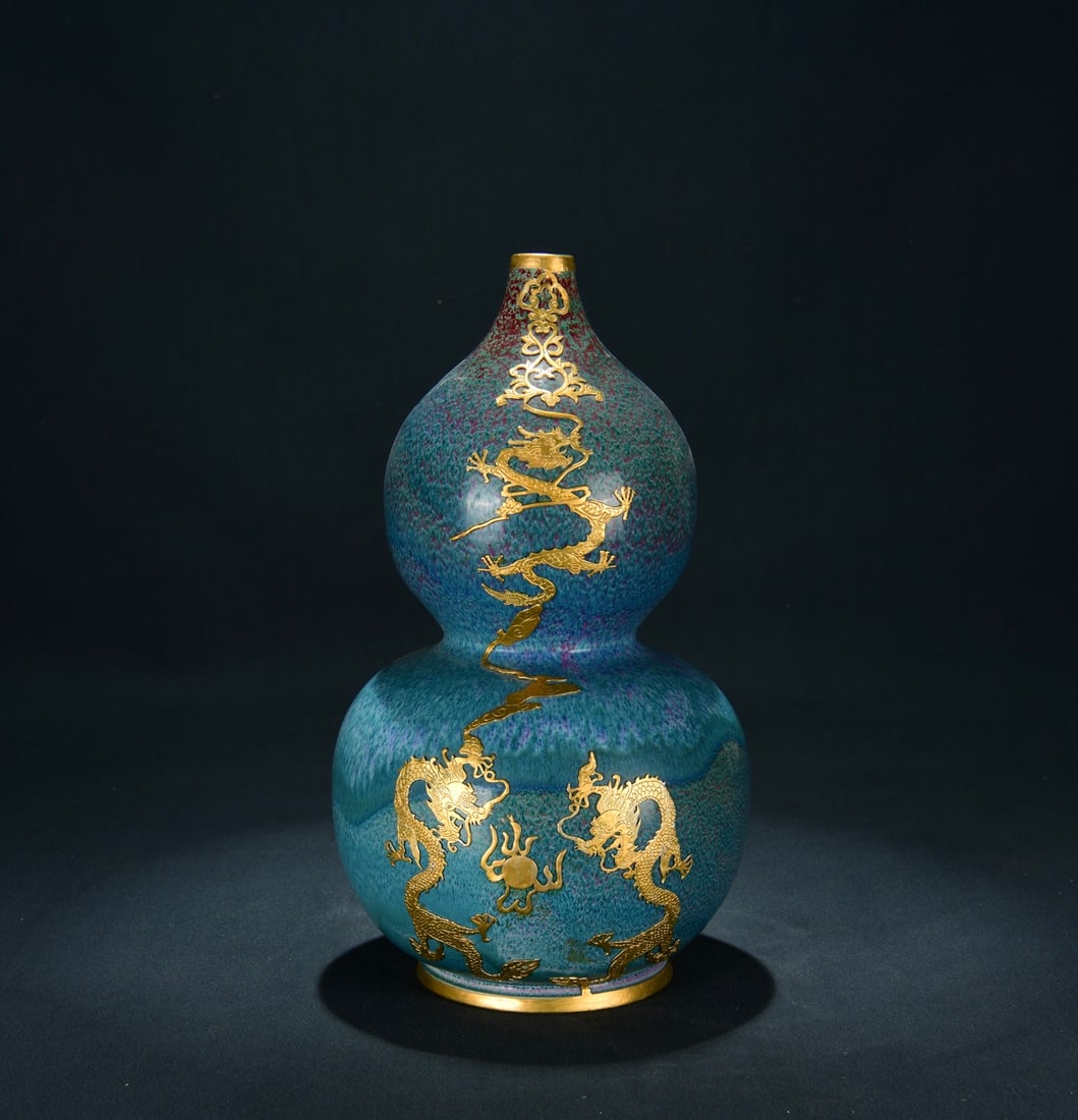 A Exquisite Jun yao Painted Gold Dragon Pattern Gourd Vase (1 of 9)