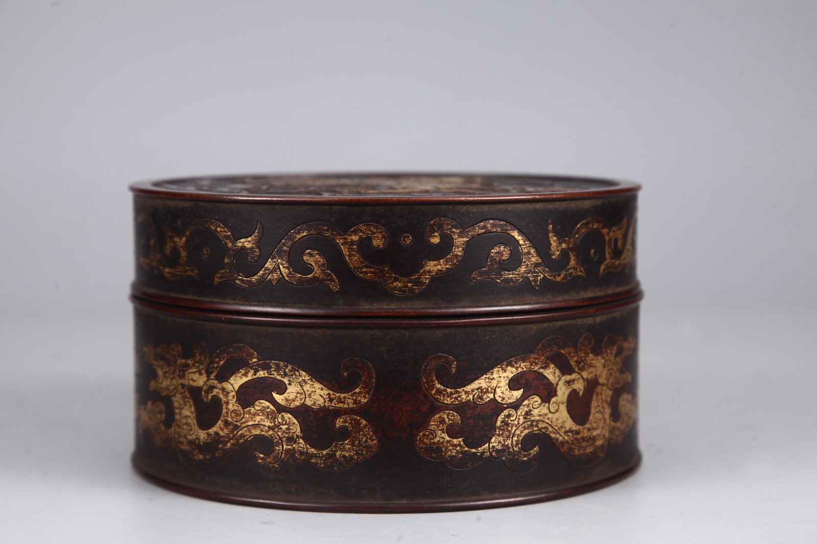 A Exquisite Gilt Bronze Dragon Pattern Box - 2