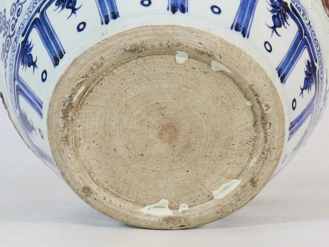 A Exquisite Blue and White Underglaze-Red Flower Pattern Jar - 6
