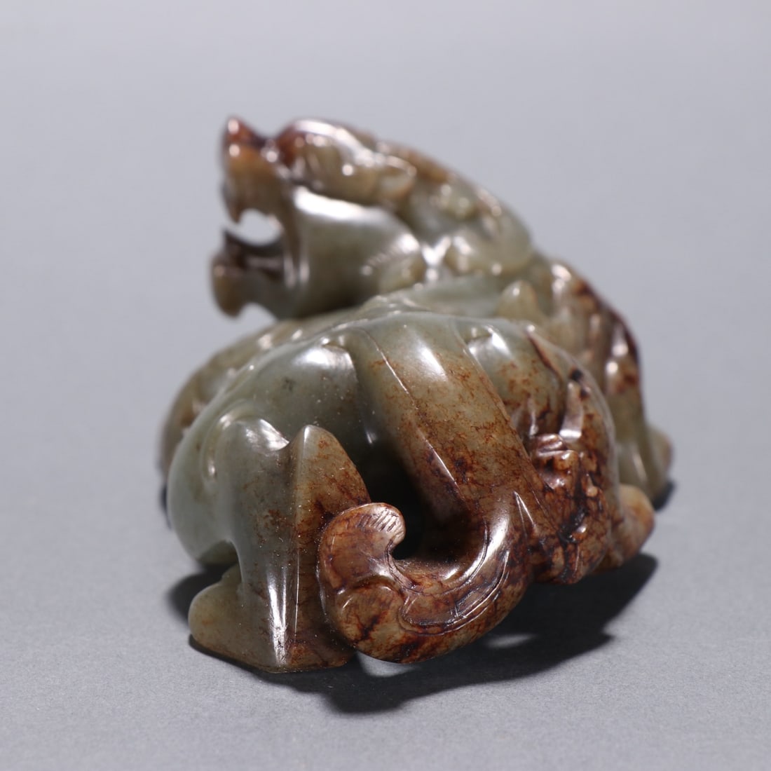 A Exquisite Gaogu Jade Auspicious Beast Ornament - 7