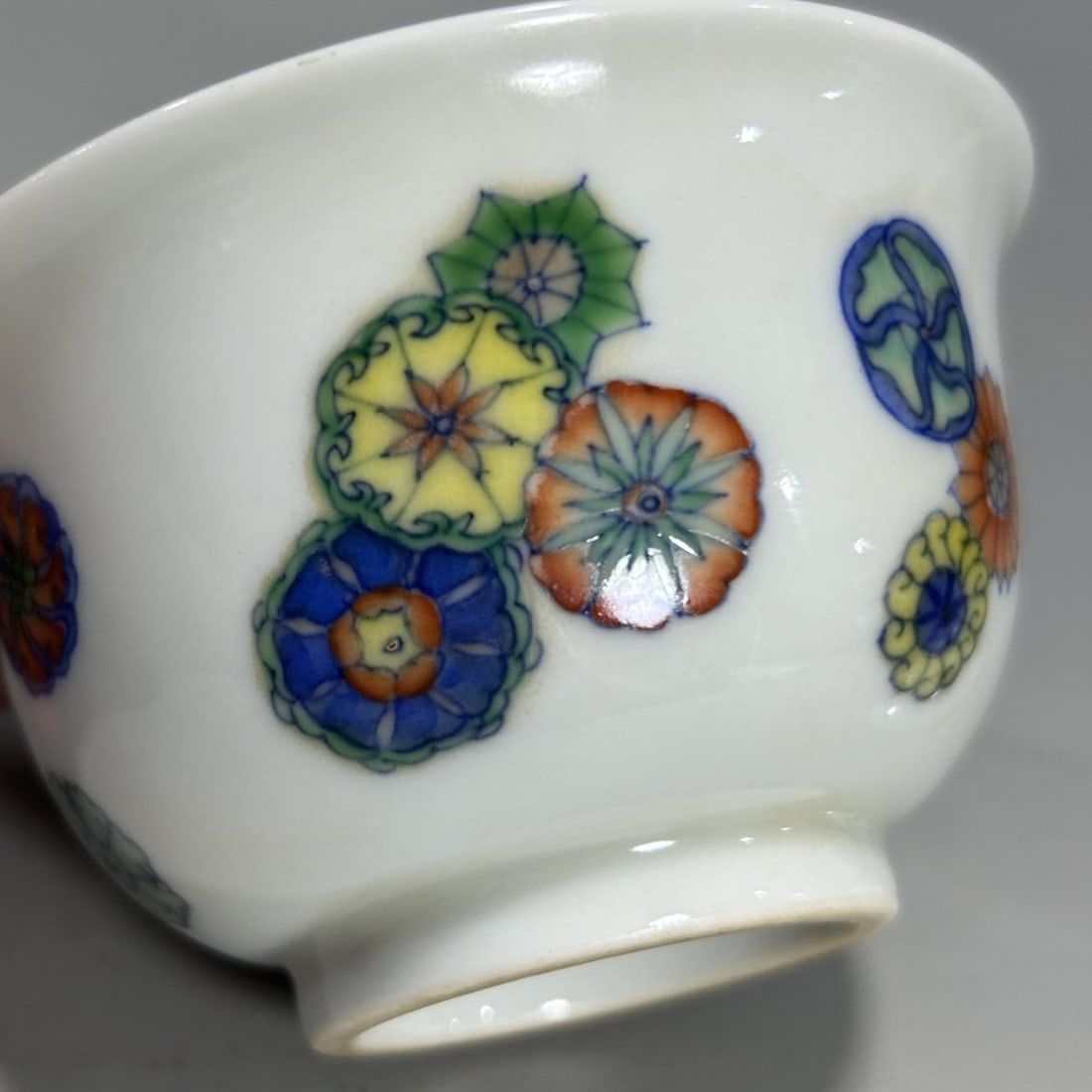 A Exquisite Doucai Flower Pattern Cup - 7