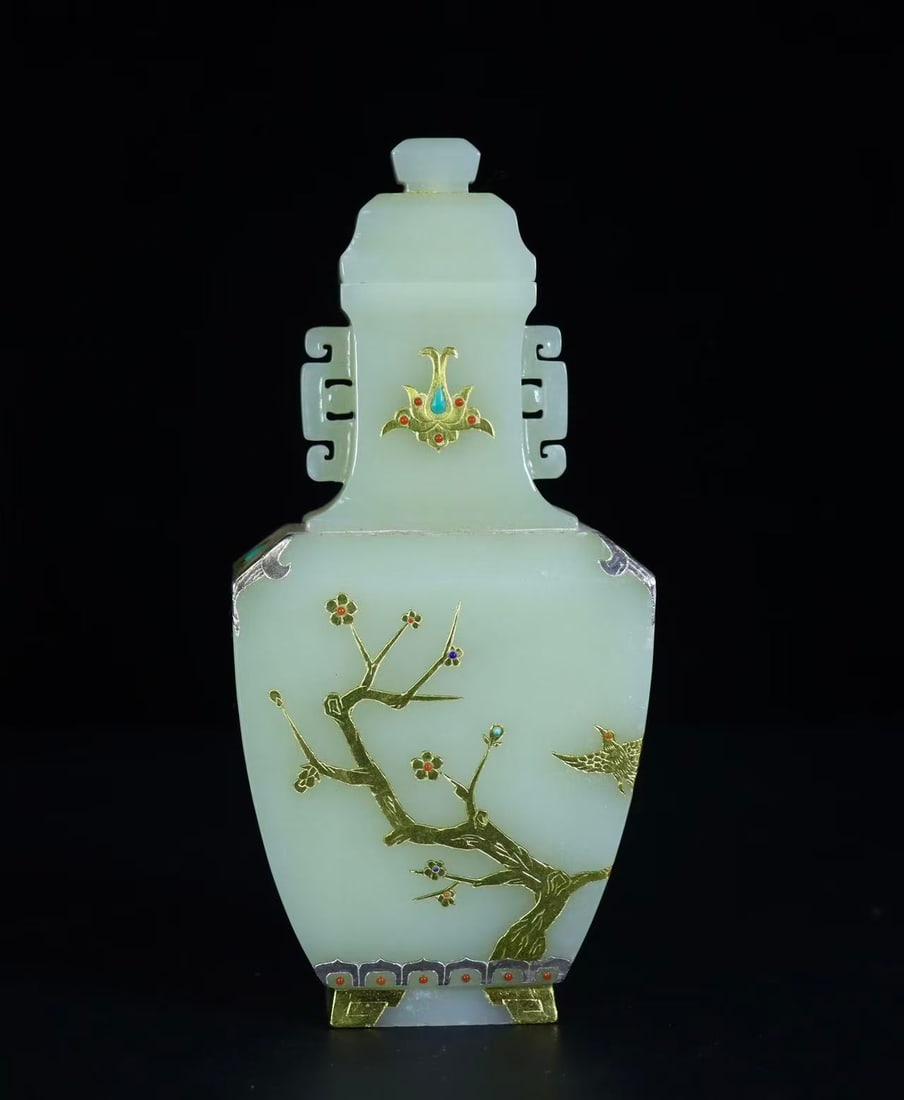 A pair of Exquisite Hotan Jade Cover with Gold Flower Pattern Vase - 3