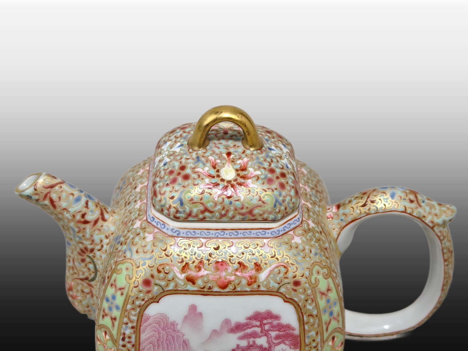 A Exquisite Enamel Painted Gold Landscape Pattern Bottle - 5