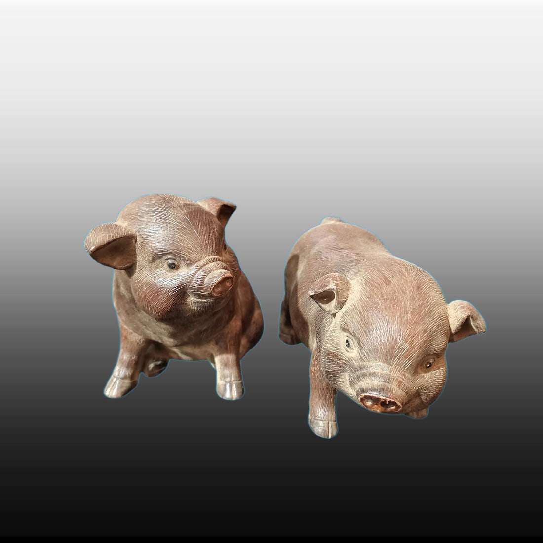 A Exquisite A pair of Shiwan Porcelain Pig Ornament: A Exquisite A pair of Shiwan Porcelain Pig Ornament,Qing Dynasty, China,With Mark,Size:7.9inx3.5inx3.9in,6.7inx3.5inx5.1in 一对石湾瓷猪摆件,中