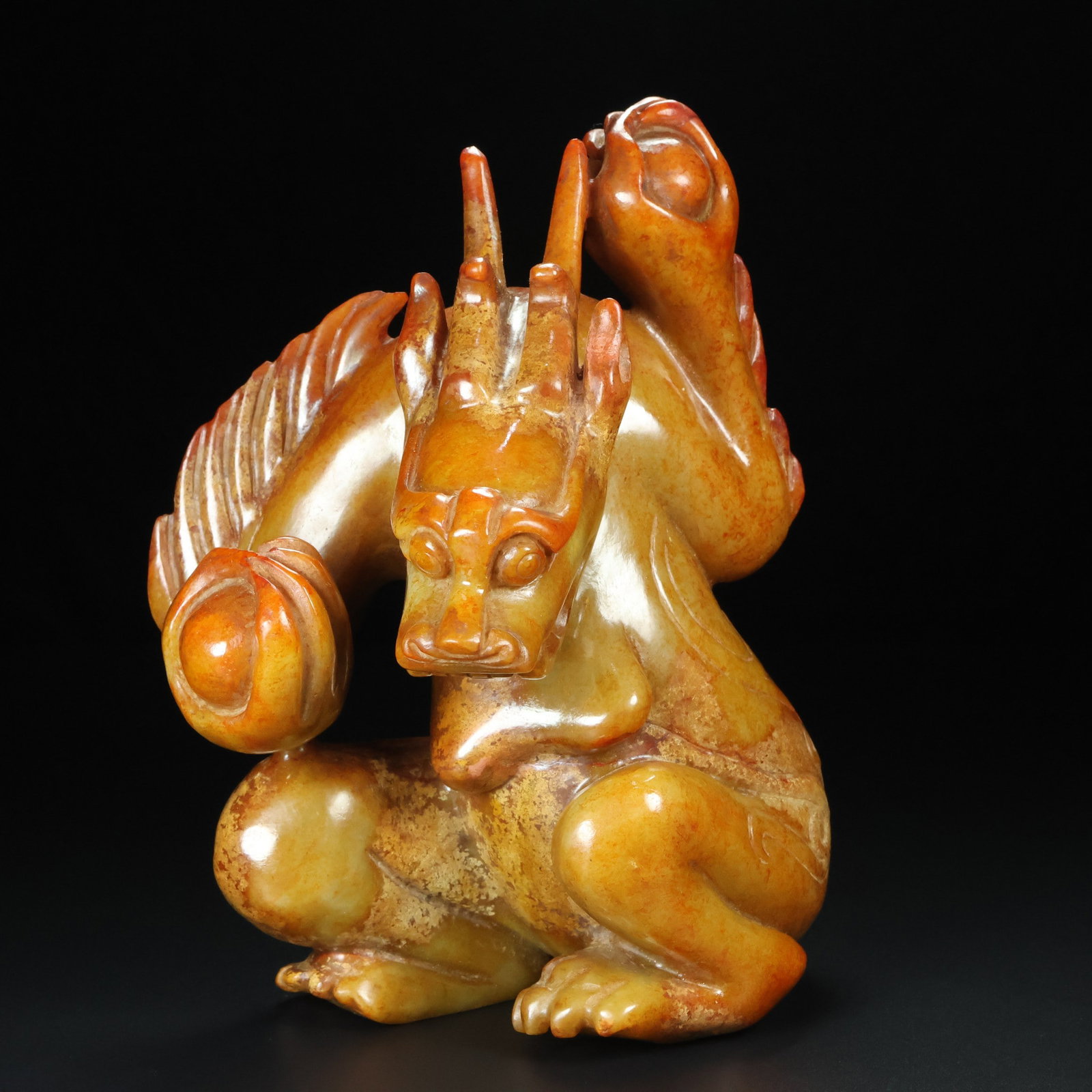 A Exquisite Hotan Jade Dragon Ornament: A Exquisite Hotan Jade Dragon Ornament,Han Dynasty, China,Size:8.7inx6.7inx5.9in ,Weight:3037g 和田玉龙摆件,中国汉代