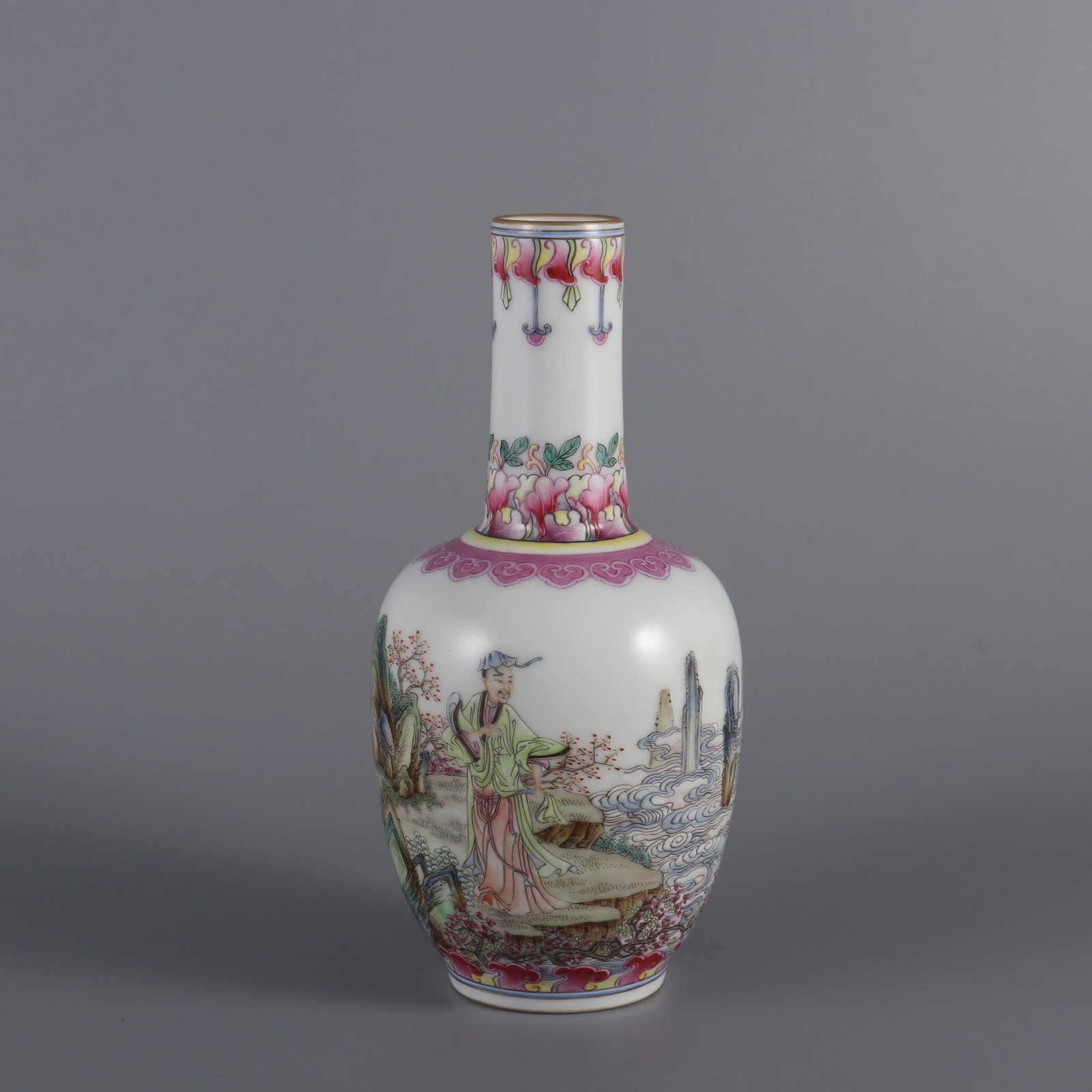A Exquisite Famille-Rose Figures Pattern Vase: A Exquisite Famille-Rose Figures Pattern Vase,Qing Dynasty, China,Yongzheng Four-character Mark,Size:7.5inx3.3inx1.3in 粉彩人物纹瓶,中国清代