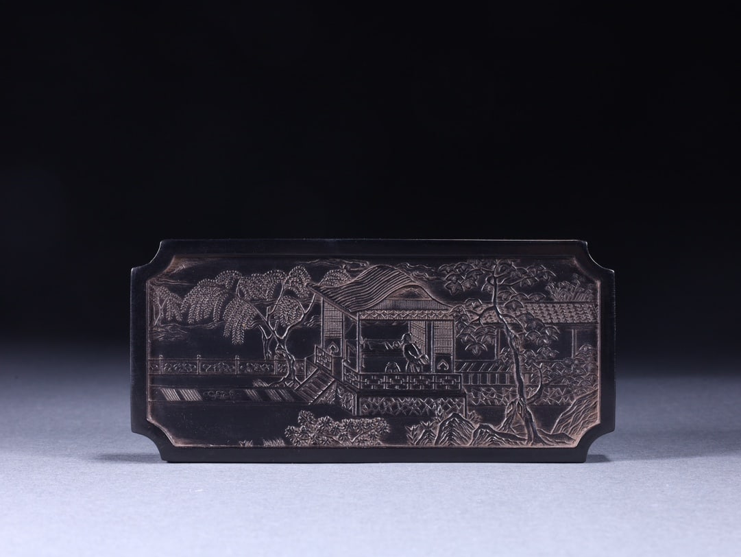 A Exquisite Figures Pattern Square China ink: A Exquisite Figures Pattern Square China ink,Qing Dynasty, China,Qianlong Four-character Mark,Size:5inx2.3inx0.7in,Weight:155g 人物纹方墨块,中国清