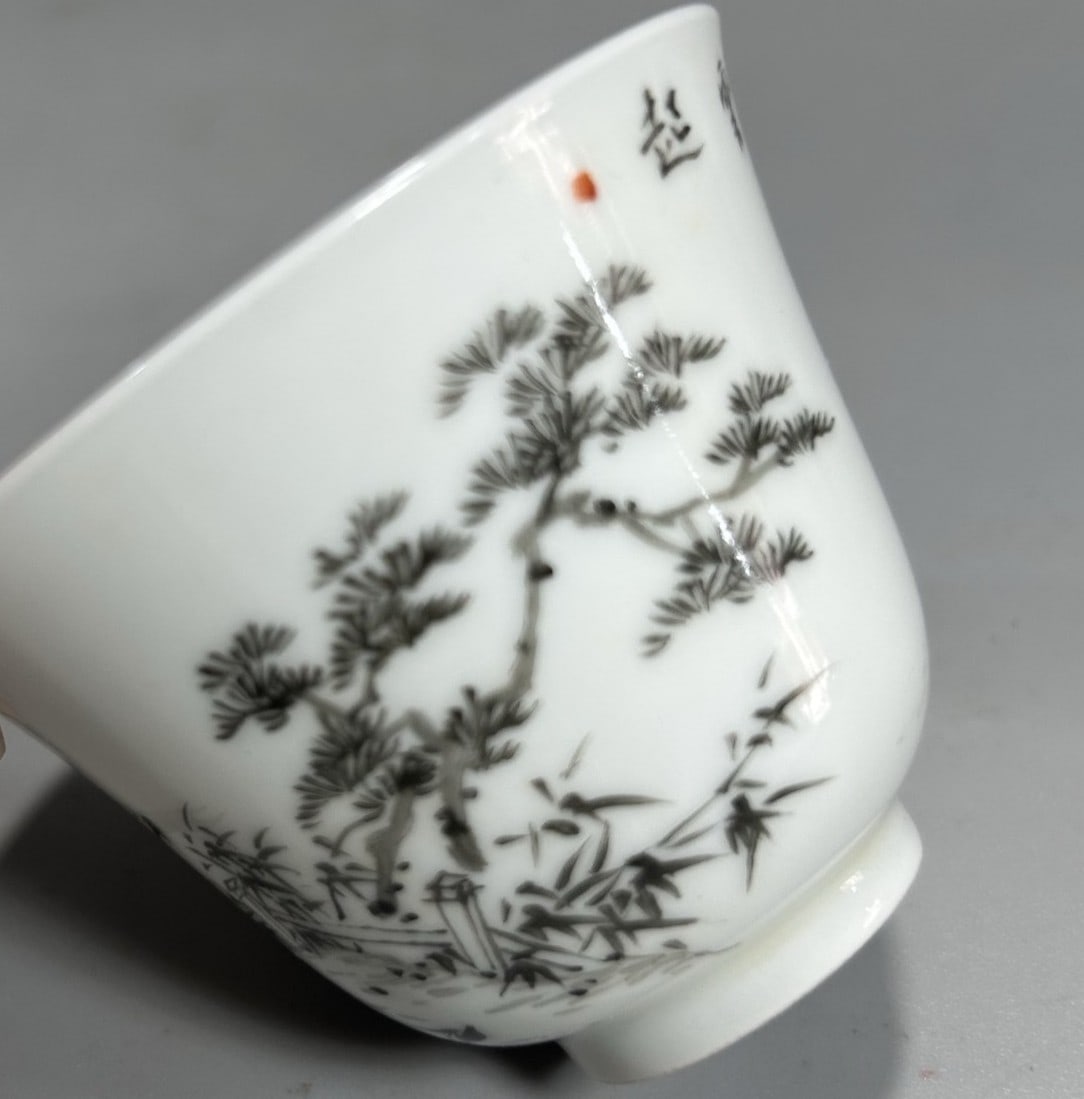 A Exquisite Ink Color Figures Pattern Cup - 5