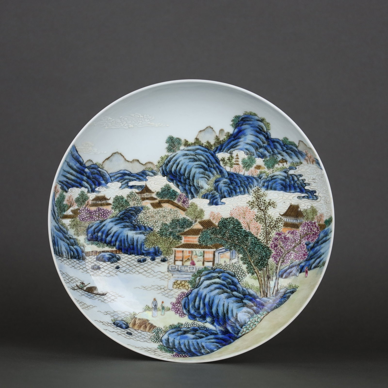 A Exquisite Famille-Rose Landscape Pattern Plate: A Exquisite Famille-Rose Landscape Pattern Plate,Qing Dynasty, China,With Mark,Size:1.7inx8.5in 粉彩山水纹盘,中国清代,带款