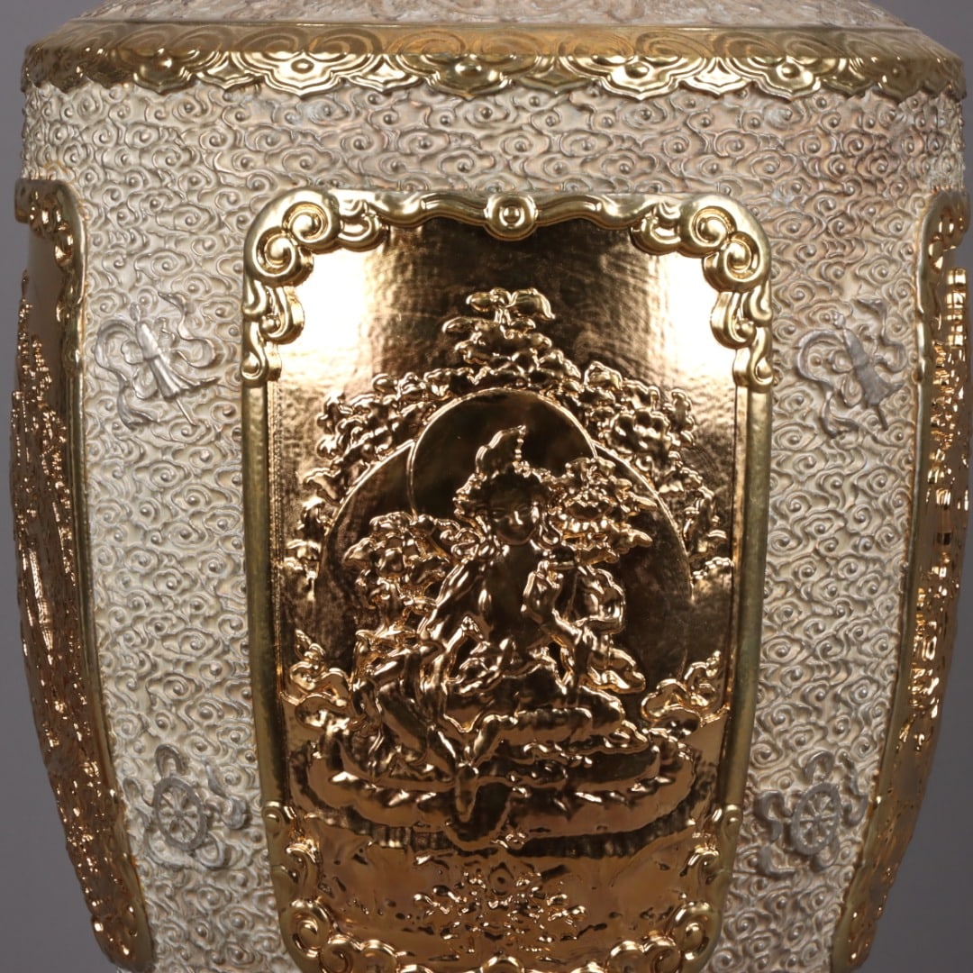 A Exquisite Guan yao Gilt Buddha Pattern Elephant-Ears Vase - 5