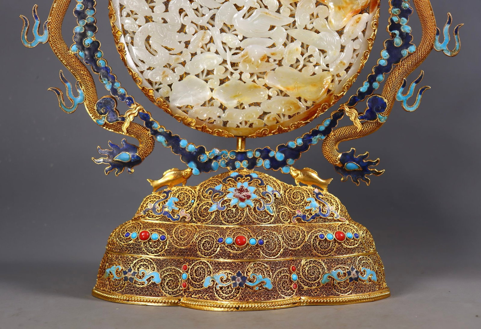 A Exquisite Filigree Gilt Inlaid Hotan Jade Dragon Screen - 7