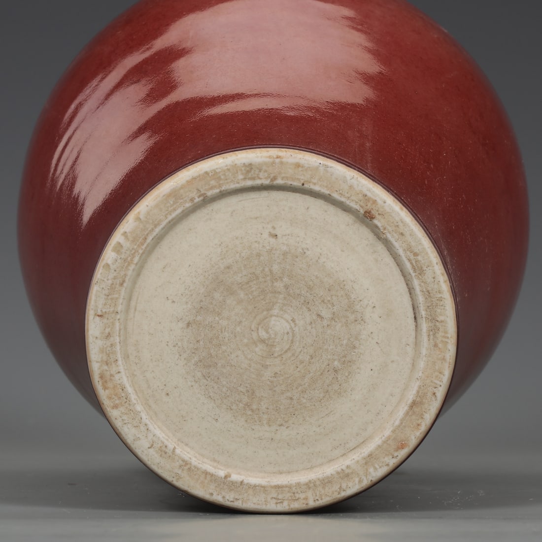 A Exquisite Ruby Red-Glazed Vase - 9