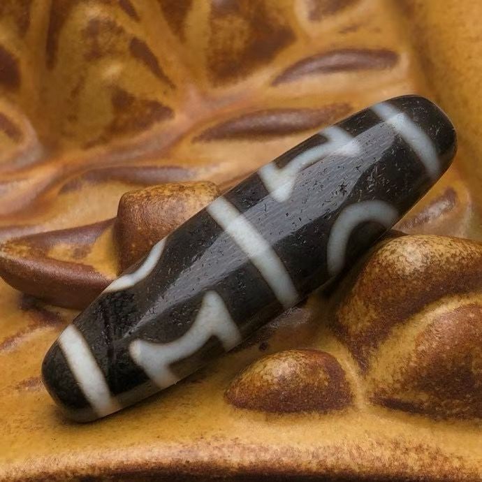 A Exquisite Heaven and Earth Dzi bead - 6
