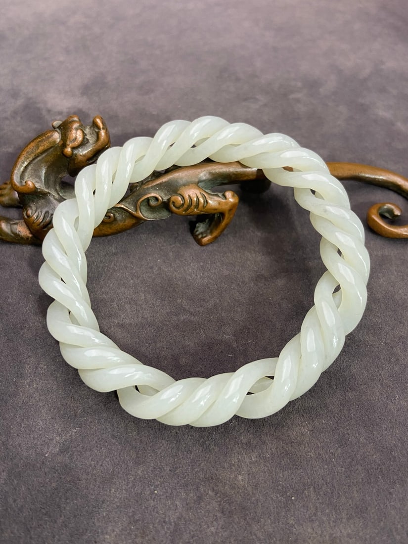 A Exquisite Hotan Jade Bracelets - 3