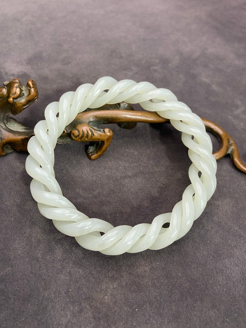 A Exquisite Hotan Jade Bracelets - 5