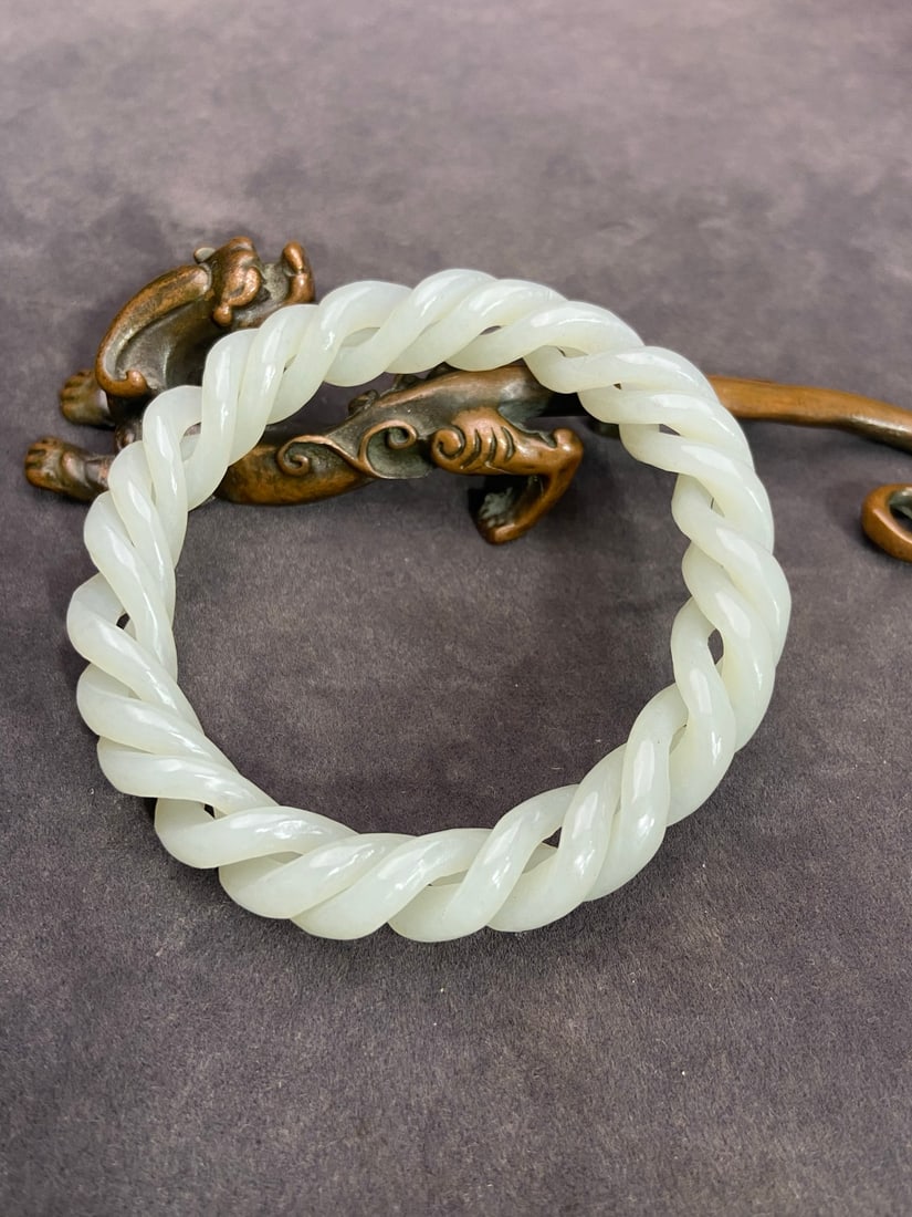 A Exquisite Hotan Jade Bracelets - 6