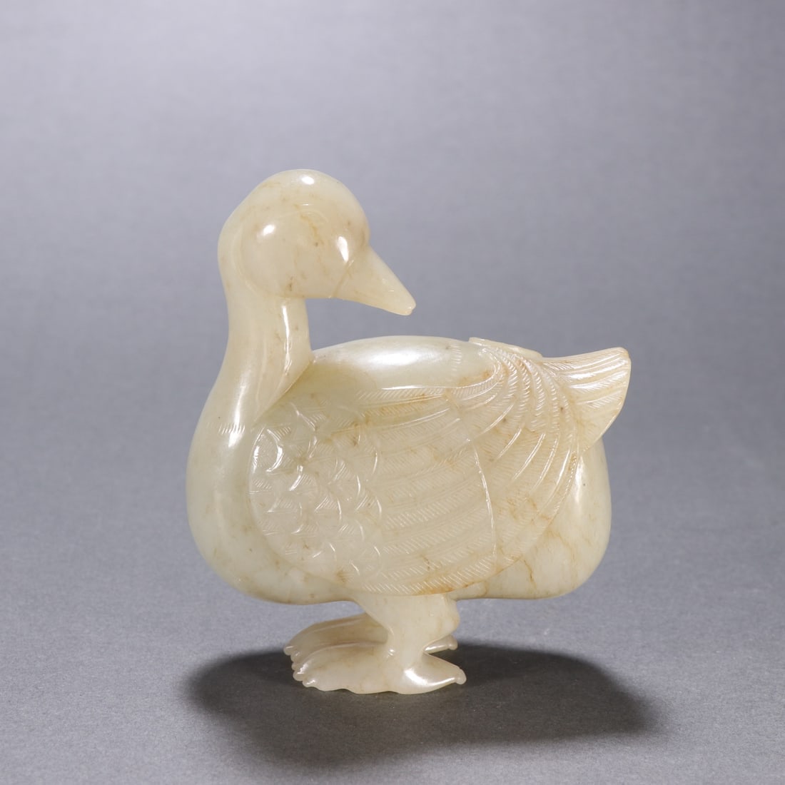 A Exquisite Hotan Jade Duck Ornament: A Exquisite Hotan Jade Duck Ornament,Qing Dynasty, China,Size:3.9inx3.8in,Weight:380g 和田玉鸭摆件,中国清代
