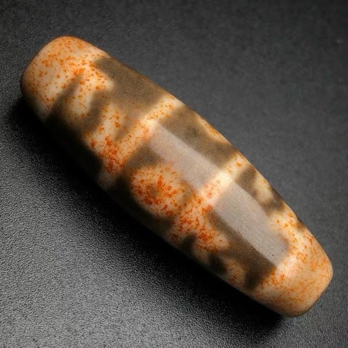 A Exquisite Three-eye Dzi bead - 3