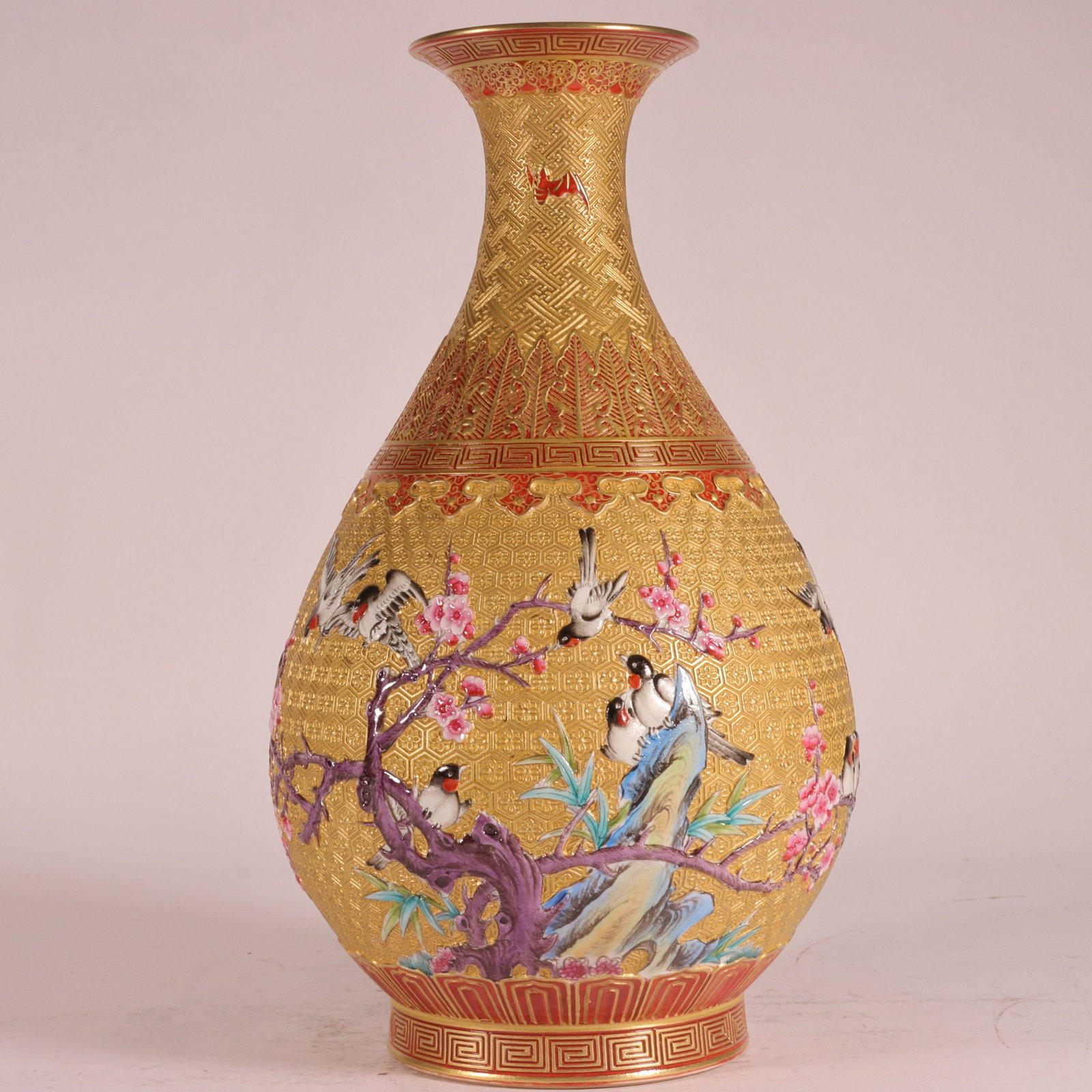 A Exquisite Enamel Gold Ground Flower and Bird Pattern Vase: A Exquisite Enamel Gold Ground Flower and Bird Pattern Vase,Qing Dynasty, China,Qianlong Six-character Mark,Size:10.6inx5.9in 珐琅彩金地花鸟纹瓶,&