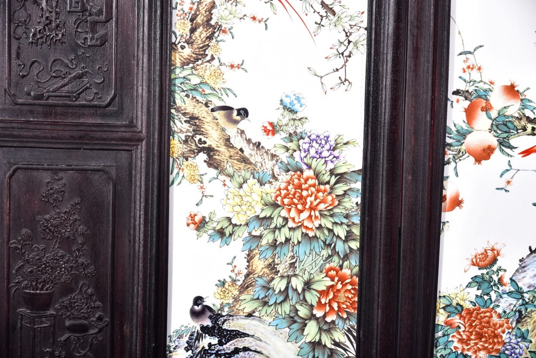 A Set of Exquisite Red wood Famille-Rose Flower and Bird Porcelain Plate Hanging Panel - 14