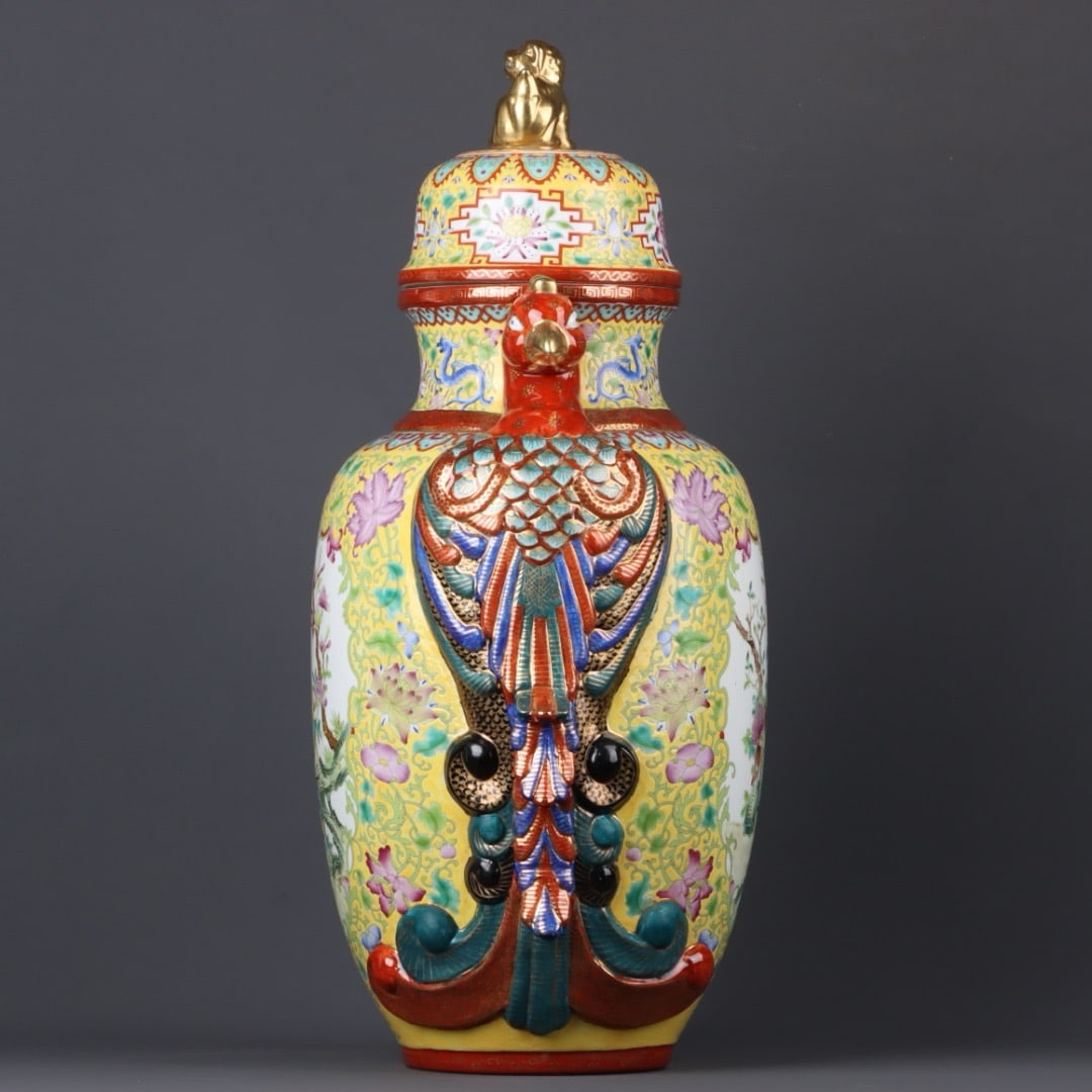 A Exquisite Enamel Gilt Flower and Bird Pattern Phoenix-Ears Jar - 2