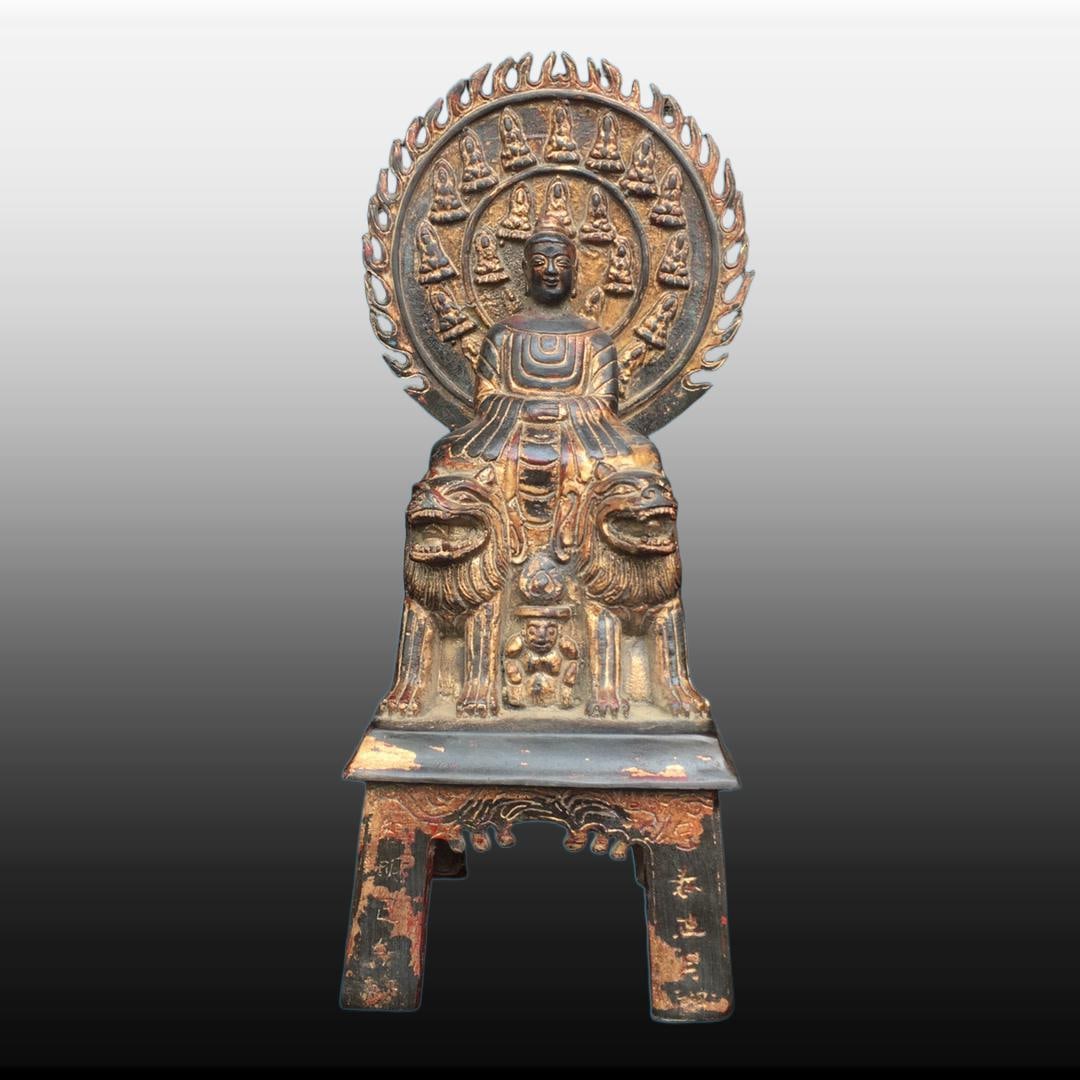 A Exquisite Bronze Buddha Statue Ornament: A Exquisite Bronze Buddha Statue Ornament,N.Qi Dynasty, China,Size:10.2inx4.3in,Weight:1290g 铜造佛像摆件,北魏