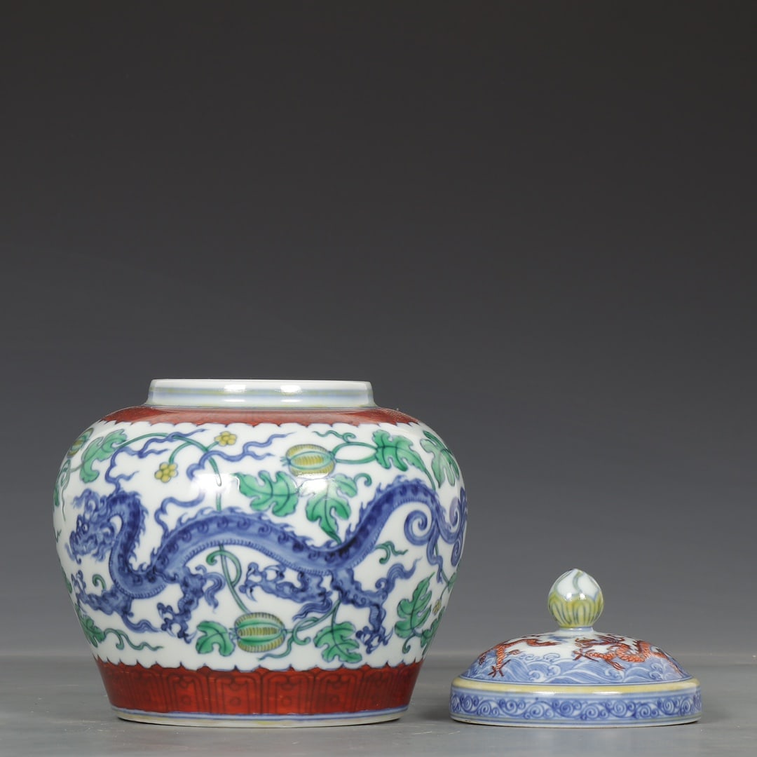 A Exquisite Doucai Dragon Pattern Jar - 5