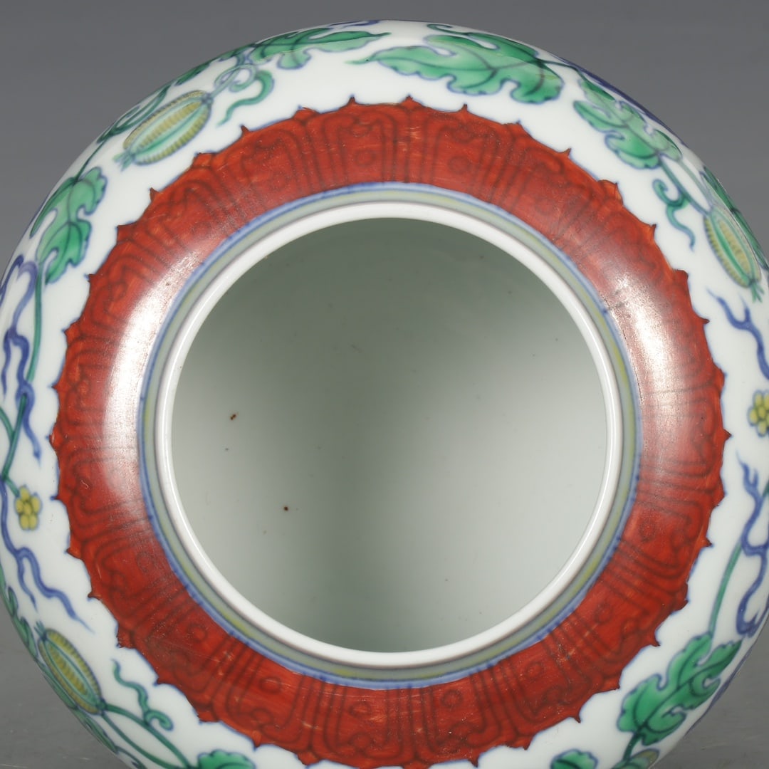 A Exquisite Doucai Dragon Pattern Jar - 7