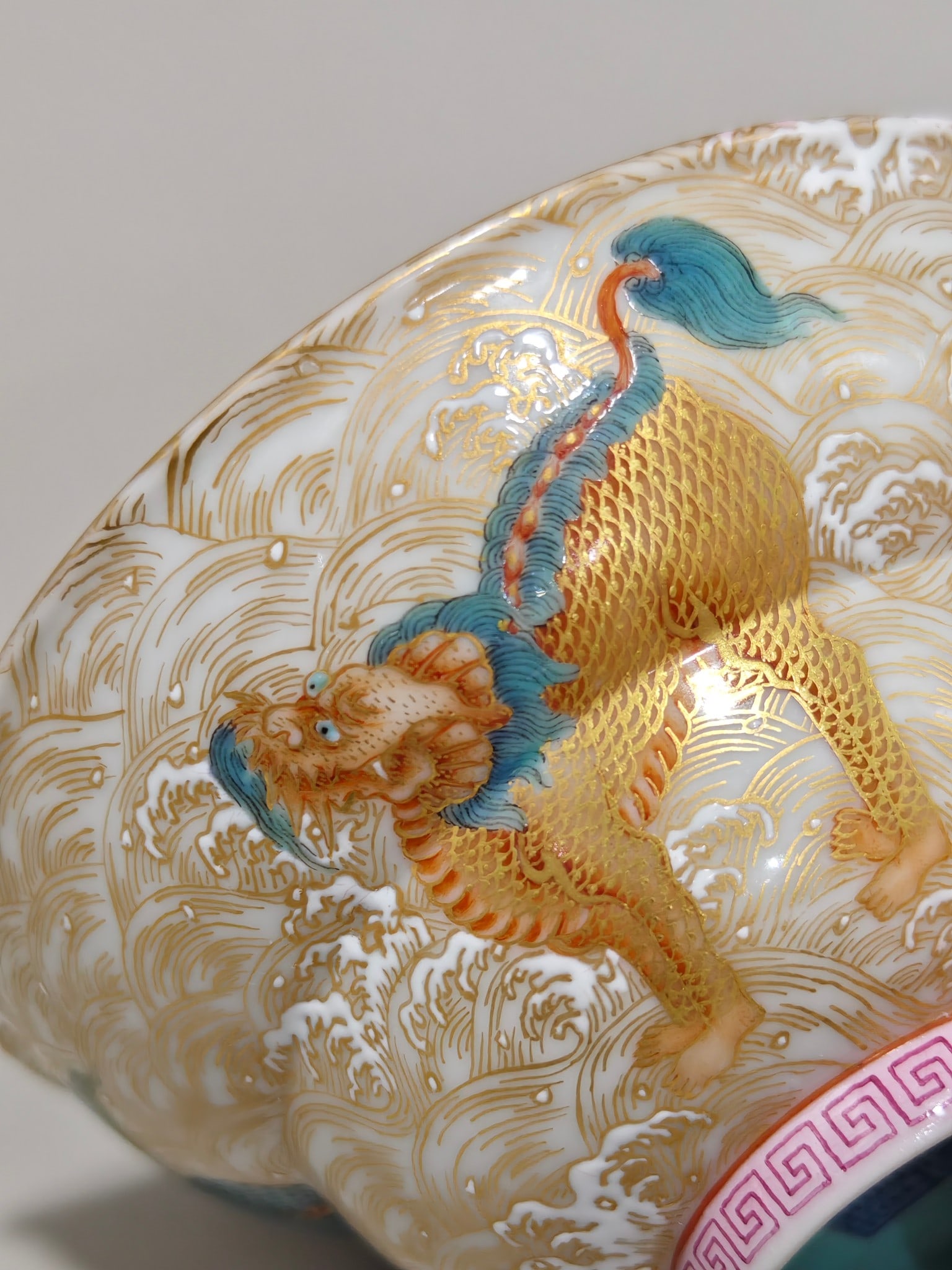 A pair of Exquisite Famille-Rose Painted Gold Auspicious Beast Pattern Cup - 7