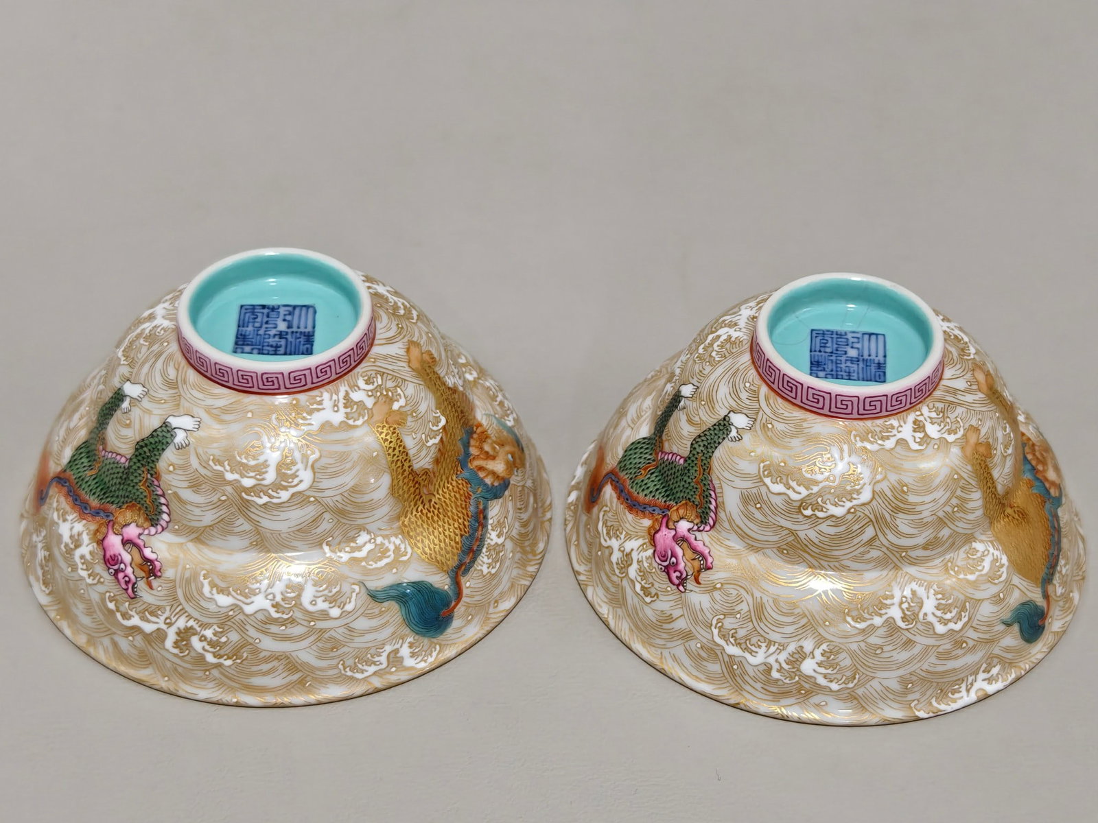 A pair of Exquisite Famille-Rose Painted Gold Auspicious Beast Pattern Cup - 8