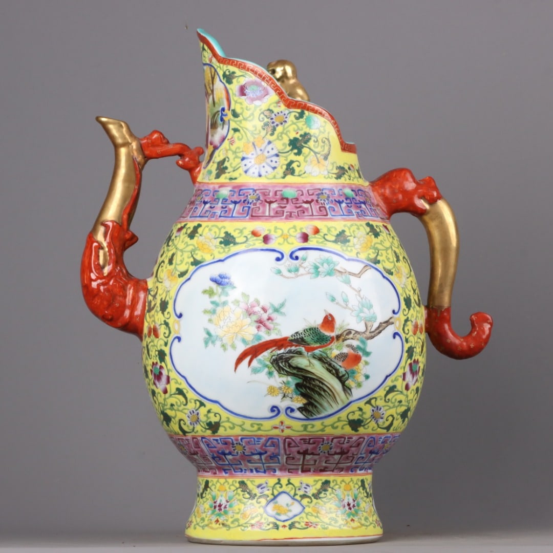 A Exquisite Enamel Gilt Flower and Bird Pattern Ewer: A Exquisite Enamel Gilt Flower and Bird Pattern Ewer,Qing Dynasty, China,Yongzheng Four-character Mark,Size:17.3inx13in 珐琅彩鎏金花鸟纹壶,中