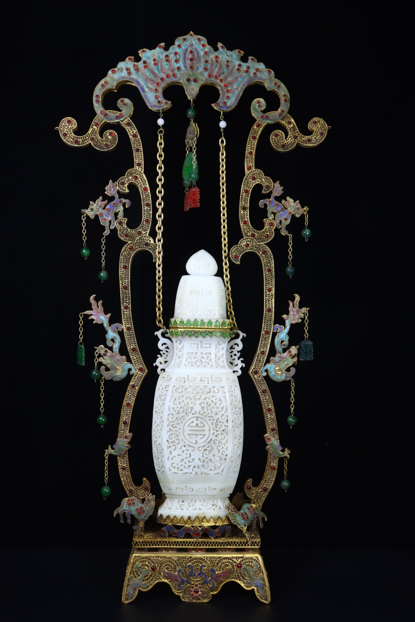 A Exquisite Hotan Jade Cloisonne Interlocking Branch Pattern Chain Vase - 2