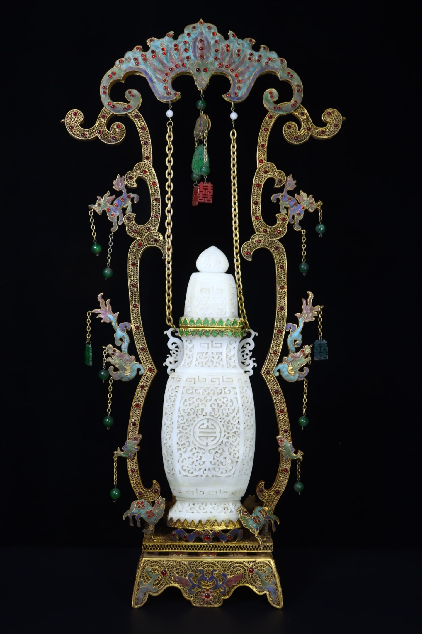A Exquisite Hotan Jade Cloisonne Interlocking Branch Pattern Chain Vase - 5