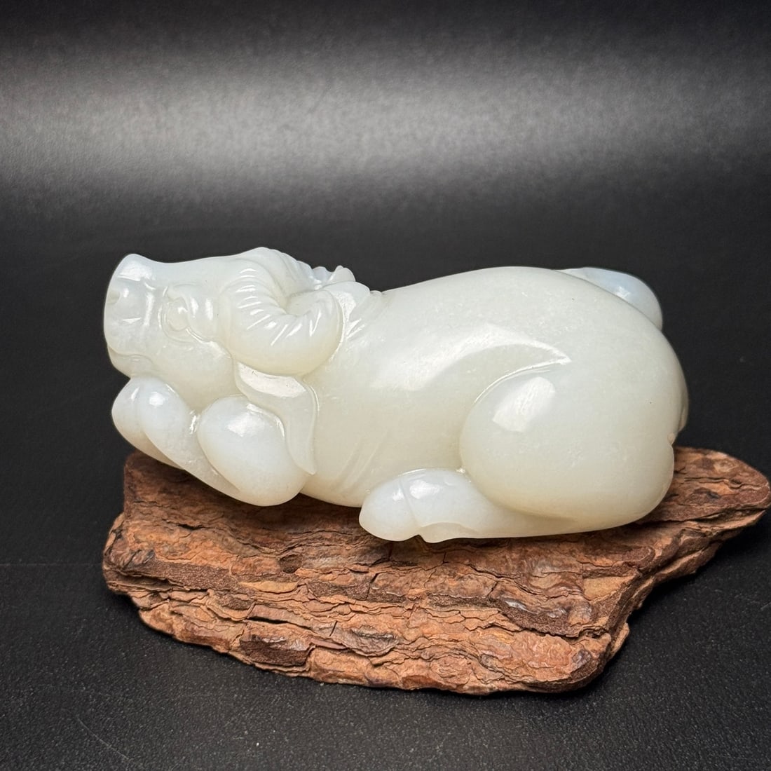 A Exquisite Hotan Jade Buffalo Handheld Carving - 2