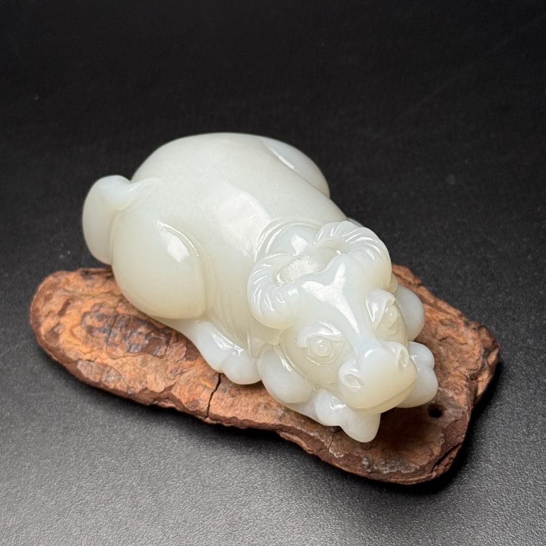 A Exquisite Hotan Jade Buffalo Handheld Carving - 7