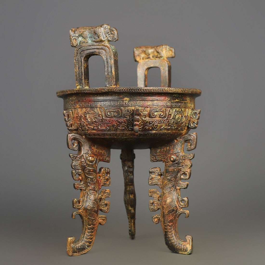 A Exquisite Bronze Tripod Censer - 6