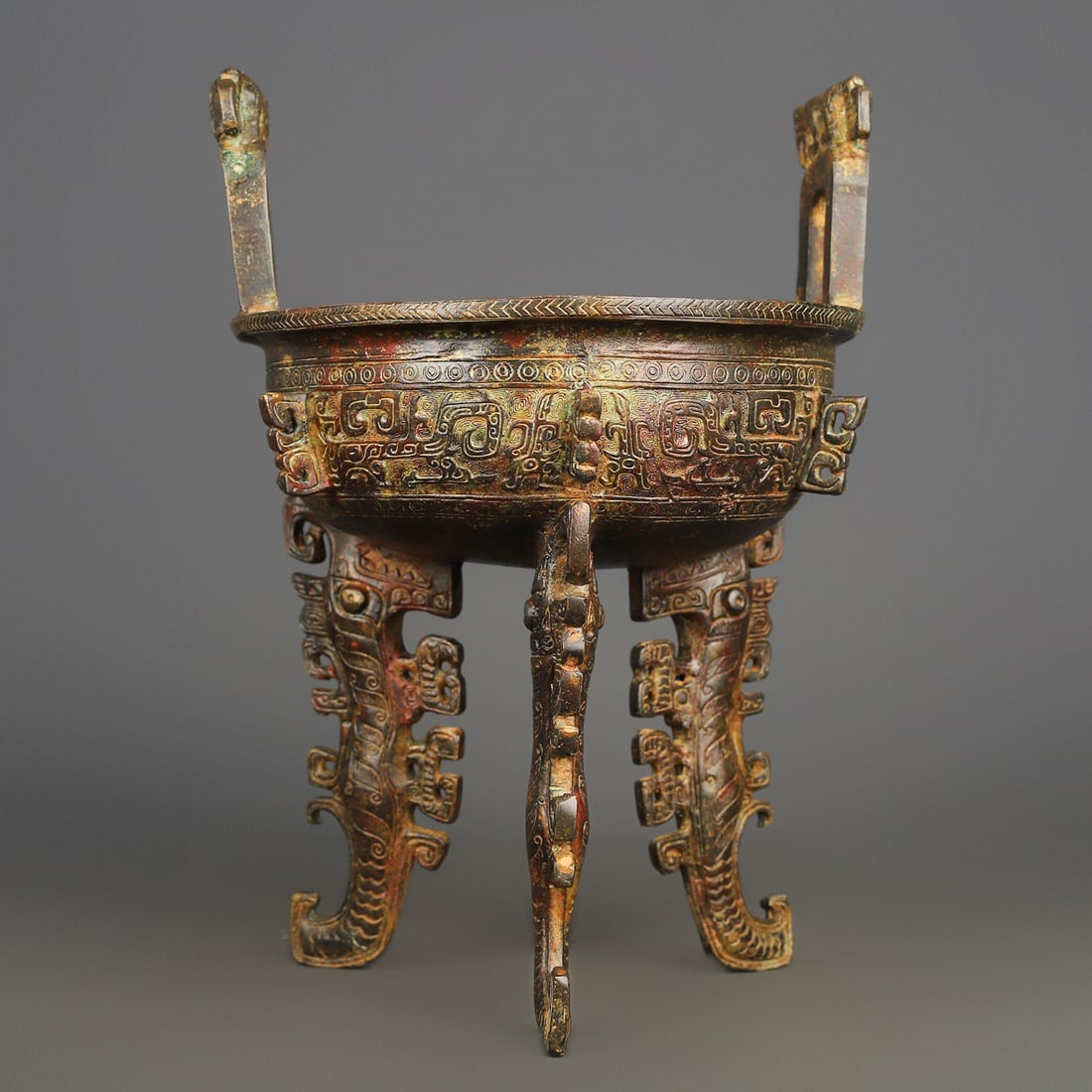 A Exquisite Bronze Tripod Censer - 7