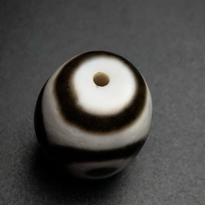 A Exquisite Three-eye Dzi bead - 8