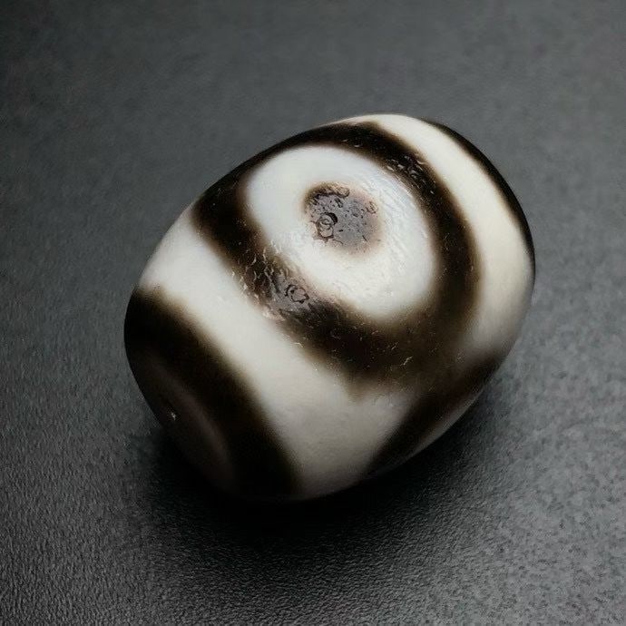 A Exquisite Three-eye Dzi bead - 9