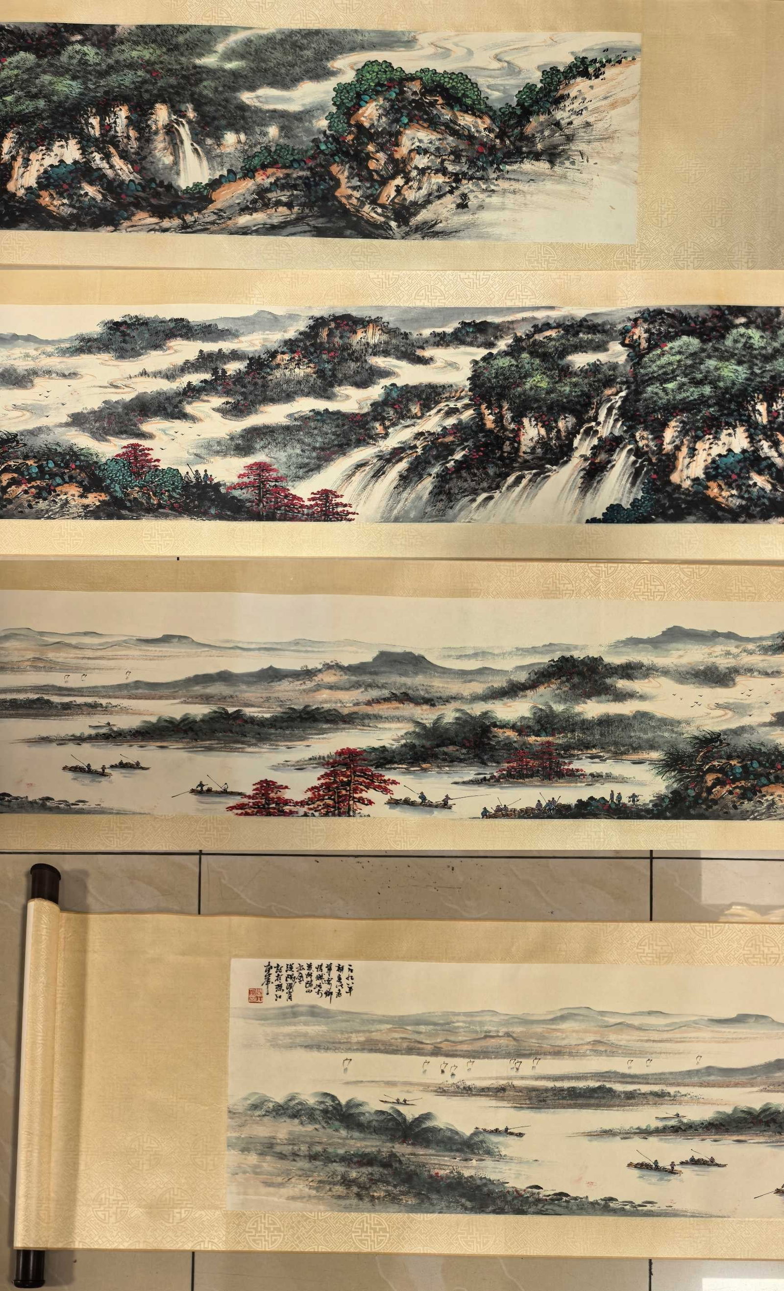 A Set of Chinese Hand Scroll Ink Paintings of Landscape on Paper: A Set of Chinese Hand Scroll Ink Paintings of Landscape on Paper 一套中国水墨纸本山水画手卷,近现代,Ð