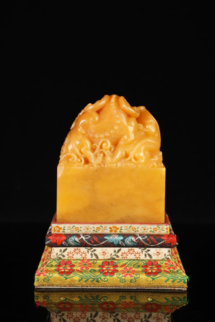 A Exquisite Shoushan Stone Dragon Pattern Seal - 5