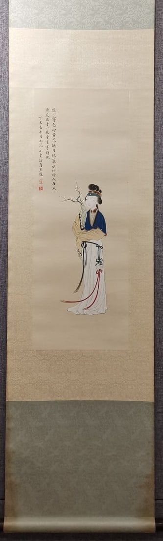 A Chinese Vertical Scroll Ink Painting of Figures on Paper: A Chinese Vertical Scroll Ink Painting of Figures on Paper 一幅中国水墨纸本人物画立轴,近现代,陆