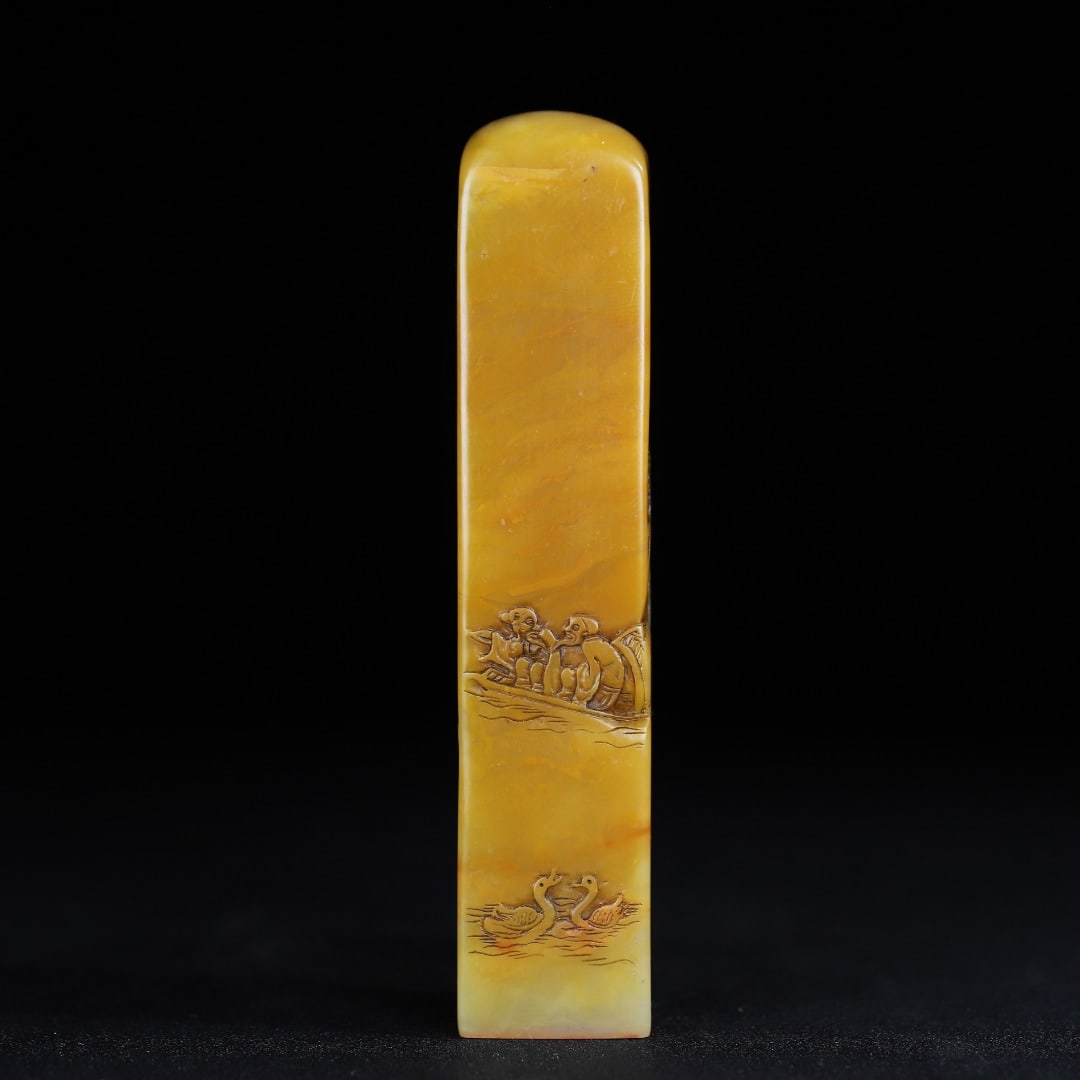 A Exquisite Shoushan Stone Figures Pattern Seal: A Exquisite Shoushan Stone Figures Pattern Seal,Qing Dynasty, China,With Mark,Size:4.6inx0.9inx0.9in,Weight:173g 寿山石人物纹印章,中国଀