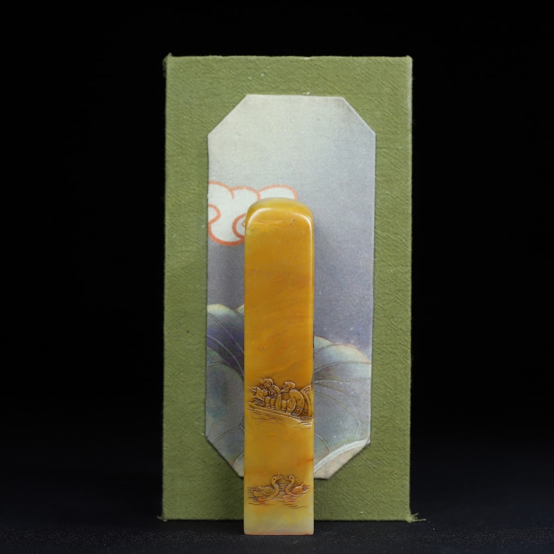 A Exquisite Shoushan Stone Figures Pattern Seal - 2