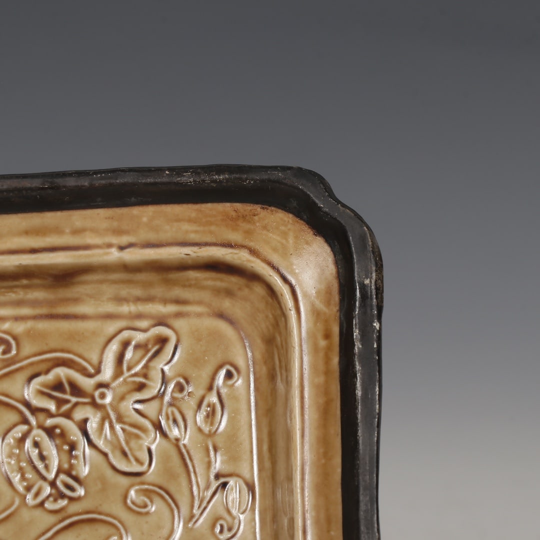 A Exquisite Ding Yao Brown Color Silver Mounted Mouth Pumpkin Pattern Plate, With An Imperial Poem - 4