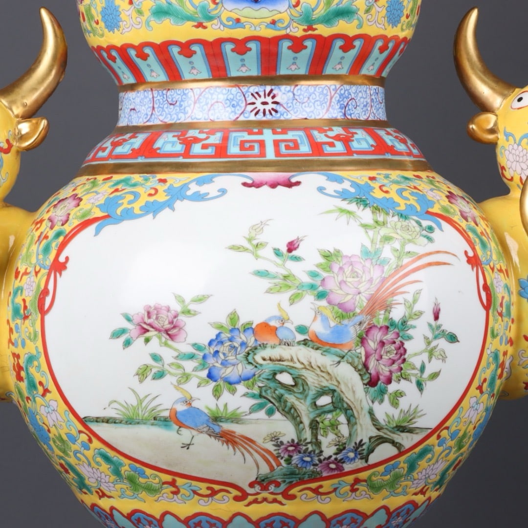 A Exquisite Enamel Gilt Flower and Bird Pattern Buffalo Head Vase - 5