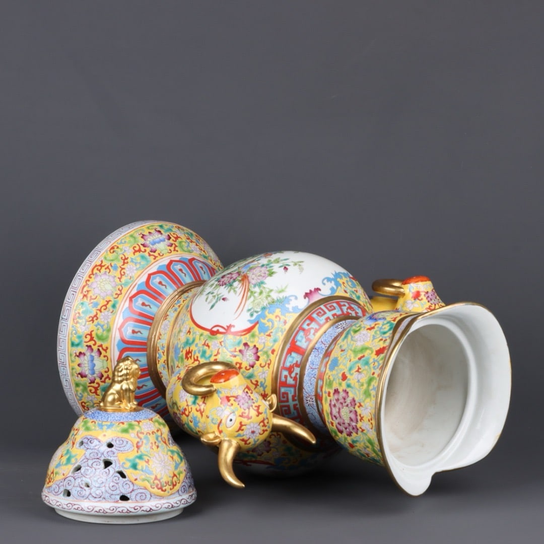 A Exquisite Enamel Gilt Flower and Bird Pattern Buffalo Head Vase - 7